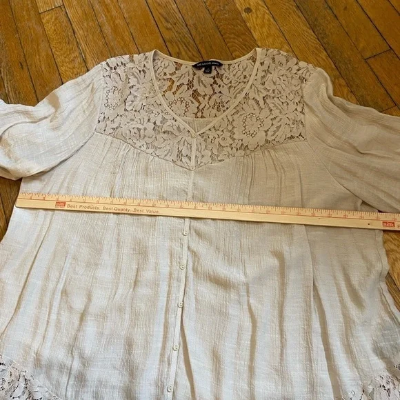 Zac & Rachel Cream Lace Blouse - Picture 4 of 8